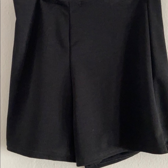 Misguided black skort - Picture 2 of 2